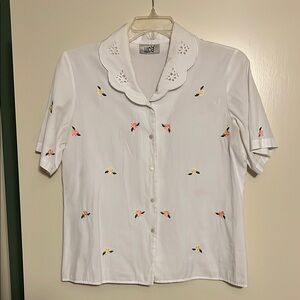 Peter Pan Collar Embroidered Blouse